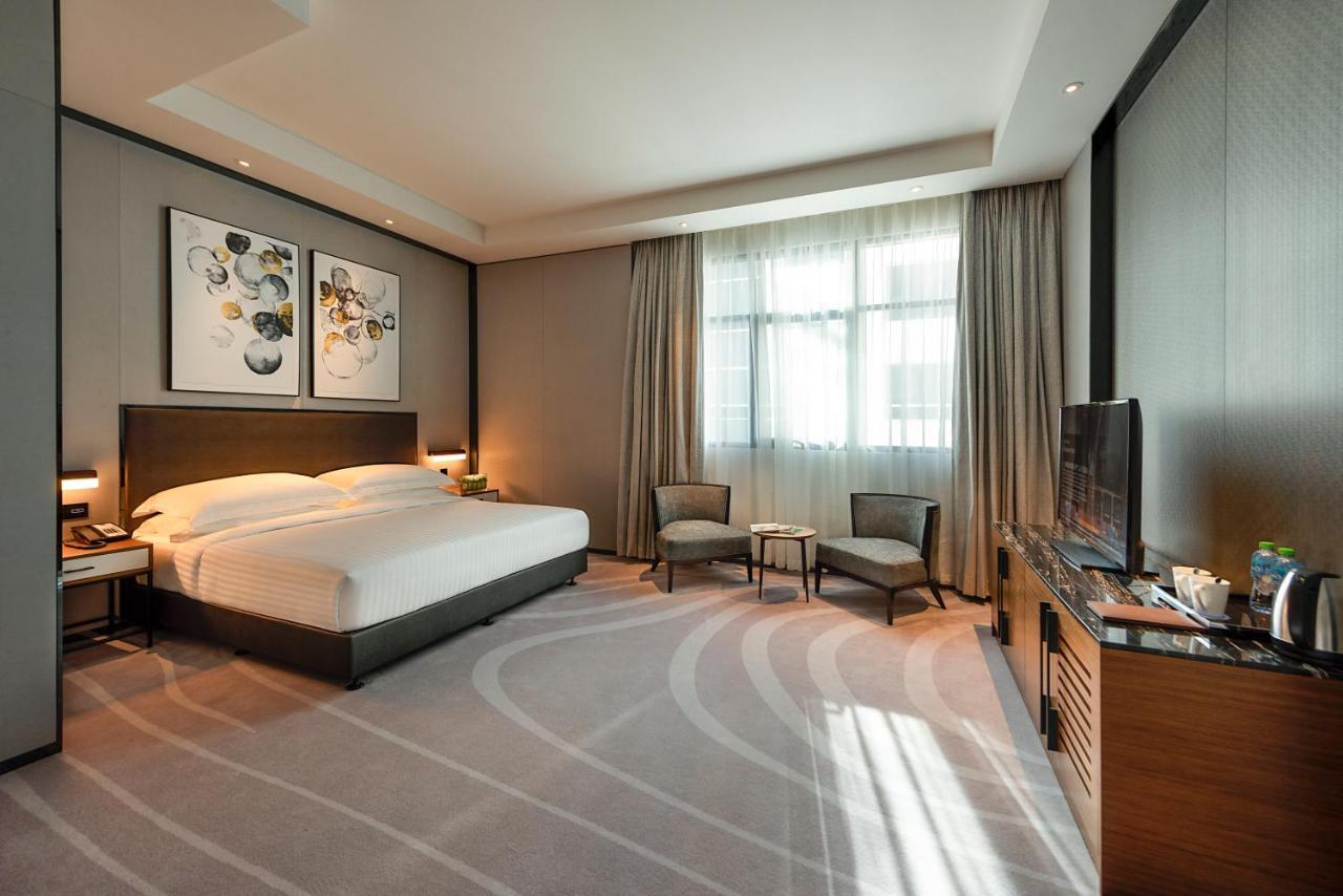Asiana Grand Hotel Dubai Exterior photo Deluxe Room
