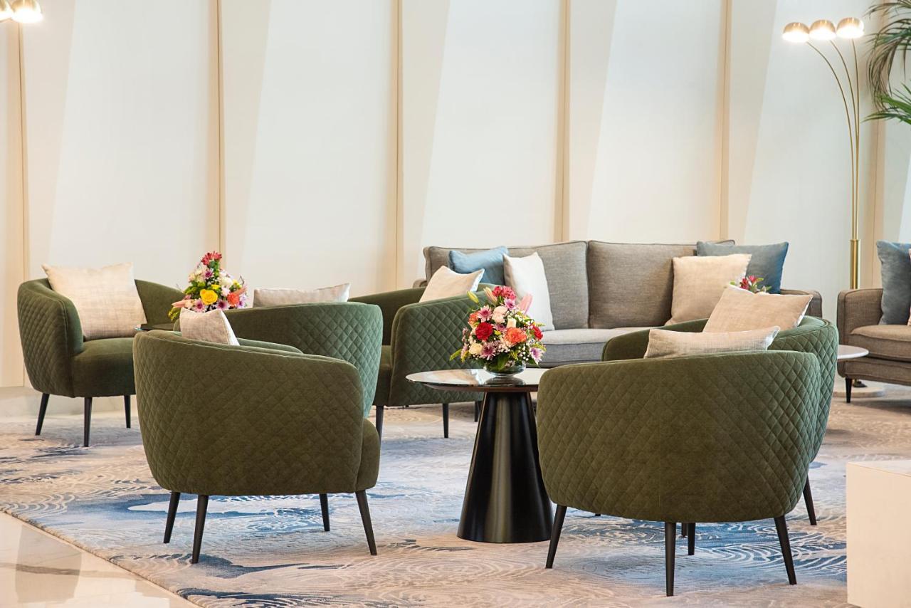 Asiana Grand Hotel Dubai Exterior photo The lounge at the airport
